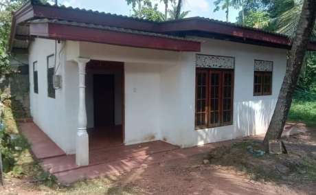 අතුරුගිරිය තුන්අදහේන නිවසක් කුලියට දිමට ඇත